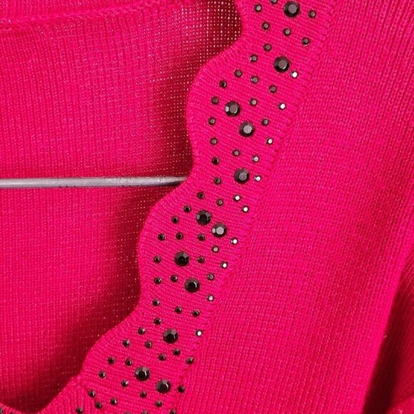 Cable & Gauge Refined Casual Red Sweater 1X NWT Rhinestone Scalloped Neckline - Picture 5 of 7